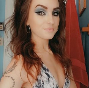 Meet your Posher, Brianna